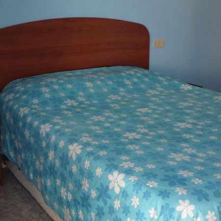Hostal Playa Brava Кальдера Номер фото